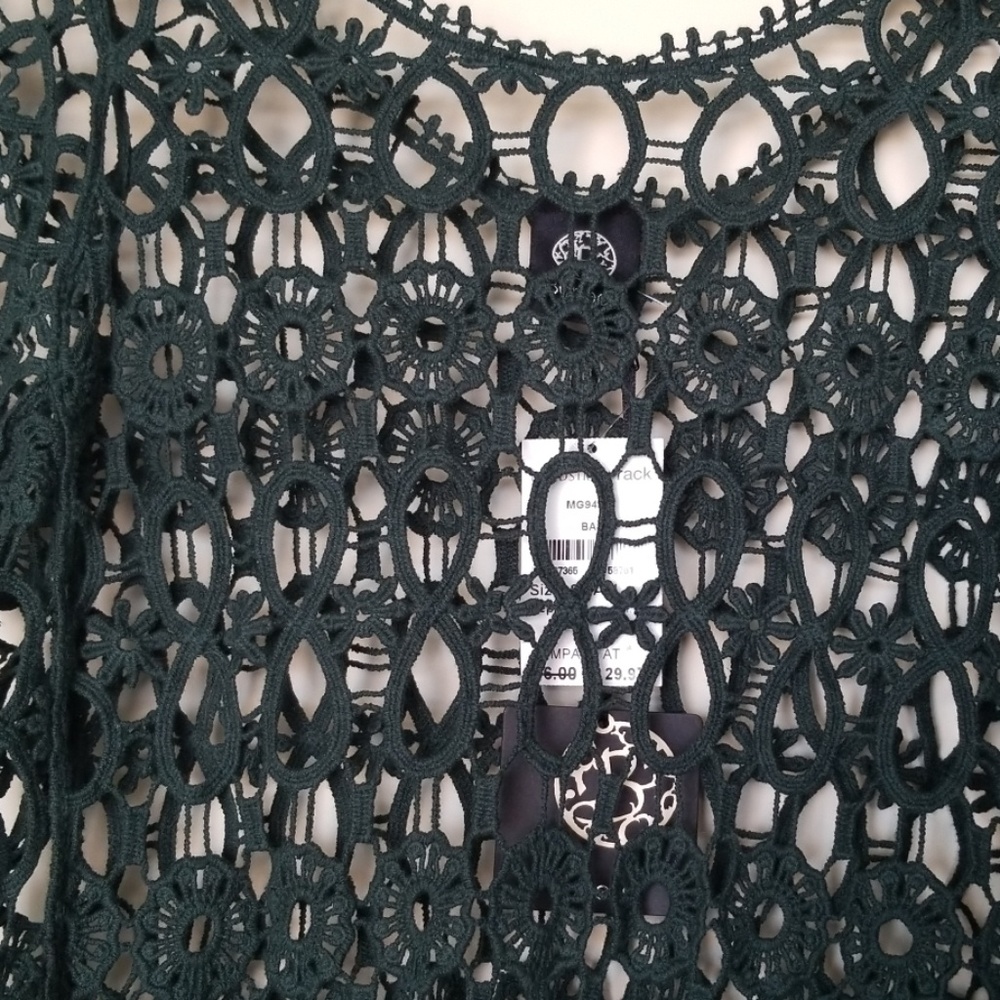 Bobeau NWT boho see thru lace like top sz S - Picture 3 of 7